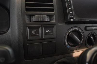 Volkswagen Transporter Long 1.9d MT (105 л.с.)