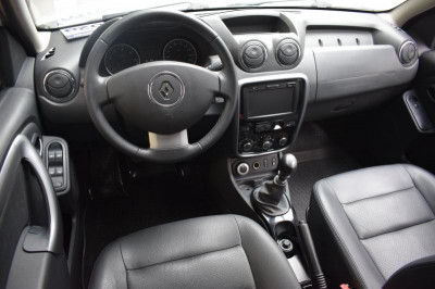 Renault Duster 2.0 MT 4x4 (135 л. с.)