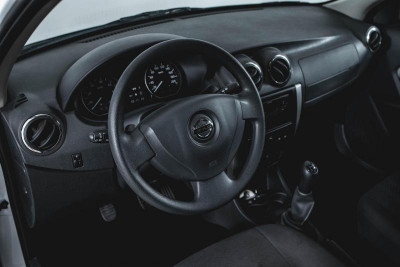 Nissan Almera 1.6 MT (102 л. с.) Comfort A/C