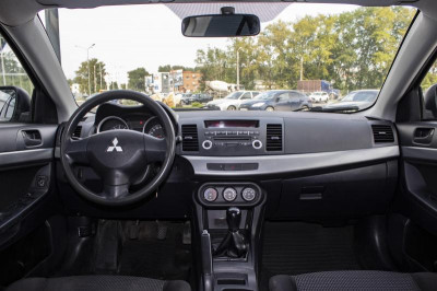 Mitsubishi Lancer 1.5 MT (109 л. с.)