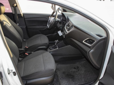 Hyundai Solaris 1.4 AT (100 л.с.)