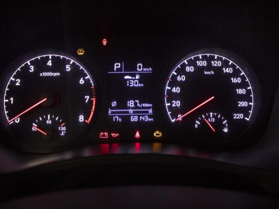 Hyundai Solaris 1.4 AT (100 л.с.)