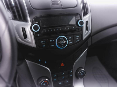 Chevrolet Cruze 1.6 MT (109 л. с.)