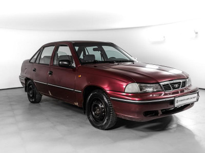 Daewoo Nexia 1.5 MT (85 л. с.)