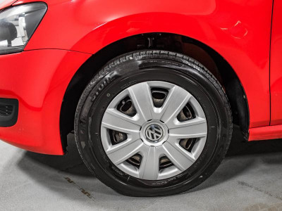 Volkswagen Polo 1.2 MT (70 л. с.)