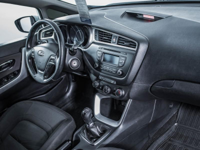 Kia ceed 1.6 MT (130 л. с.)
