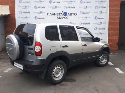 Chevrolet niva Niva 1.7 MT (79,6 л. с.)