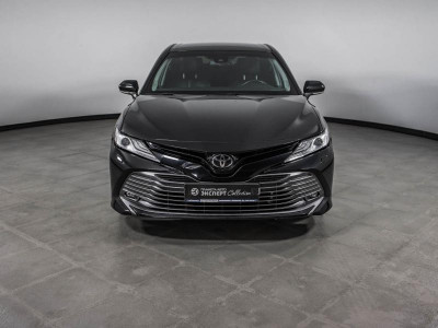 Toyota Camry 2.5 AT (181 л. с.)