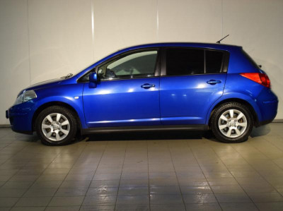 Nissan Tiida 1.6 MT (110 л. с.)