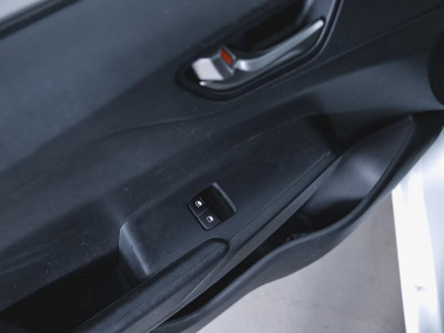 Hyundai Solaris 1.4 AT (100 л.с.)