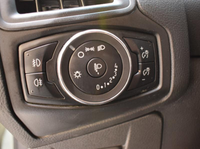 Ford Focus 1.6 MT (105 л. с.)