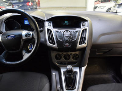Ford Focus 1.6 MT (105 л. с.)