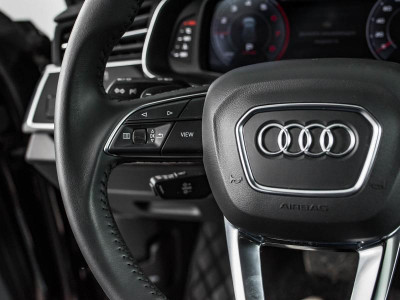 Audi Q8 55 TFSI Tiptronic quattro (340 л.с.)