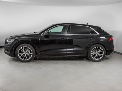 Audi Q8 55 TFSI Tiptronic quattro (340 л.с.)