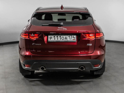Jaguar F-Pace 3.0 AT (340 л. с.)
