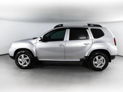 Renault Duster 2.0 AT 4x4 (143 л. с.)