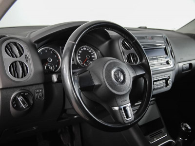 Volkswagen Tiguan 1.4 TSI BlueMotion MT (122 л. с.)