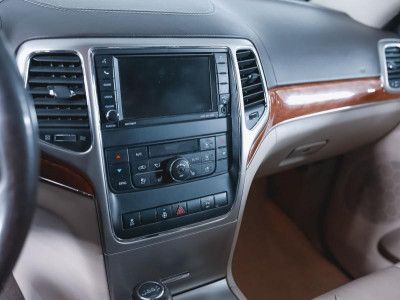 Jeep GRAND CHEROKEE 3.0d AT (241 л.с.) 4WD
