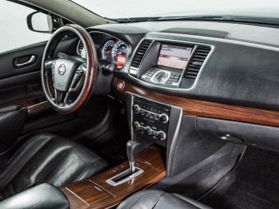 Nissan Teana 3.5 Xtronic (249 л. с.)