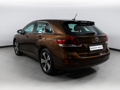 Toyota Venza 2.7 AT (185 л. с.)