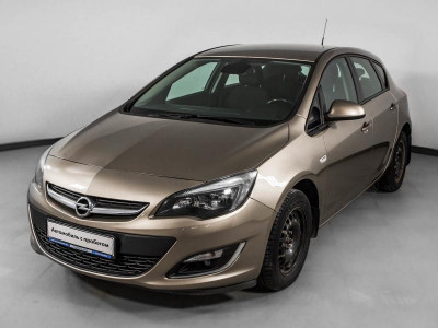 Opel Astra 1.4 Turbo AT (140 л. с.)