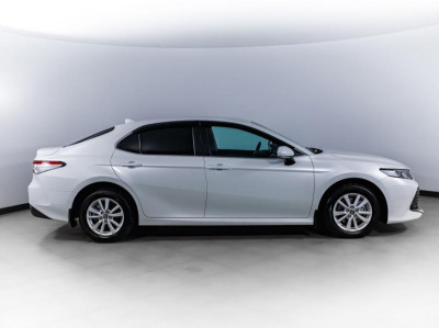 Toyota Camry 2.0 AT (150 л.с.)