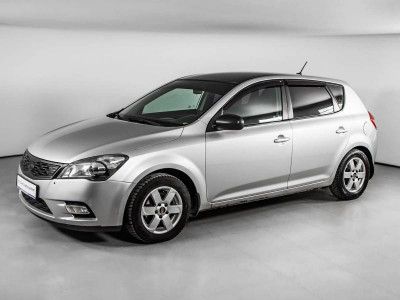 Kia Ceed 1.6 MT (122 л. с.)