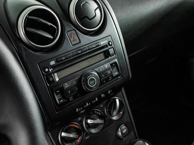 Nissan Qashqai 2.0 MT 4WD (140 л. с.)