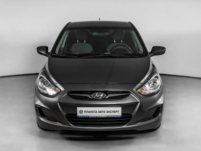 Hyundai Solaris 1.6 AT (123 л. с.)
