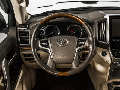 Toyota Land Cruiser 4.5 TD AT (249 л. с.)