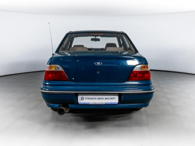 Daewoo Nexia 1.5 MT (85 л. с.)
