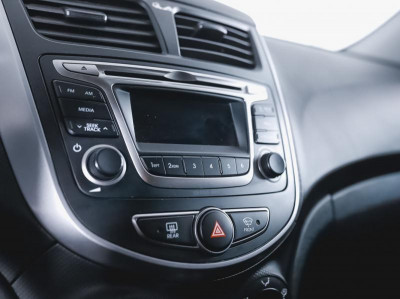 Hyundai Solaris 1.6 MT (123 л. с.)