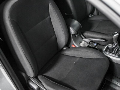 Geely Emgrand EC7 1.8 MT (126 л. с.)