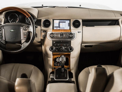 Land Rover Discovery 3.0 TD AT (245 л. с.)