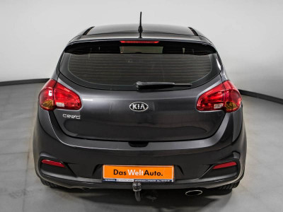 Kia Ceed 1.6 MT (129 л. с.)
