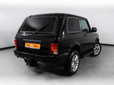 LADA 4x4 3 дв. 1.7 MT 8 кл. (Евро-4) (83 л. с.)