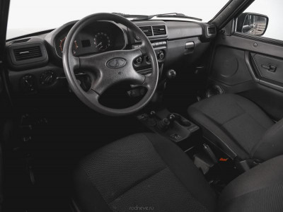 LADA 4x4 3 дв. 1.7 MT 8 кл. (Евро-4) (83 л. с.)