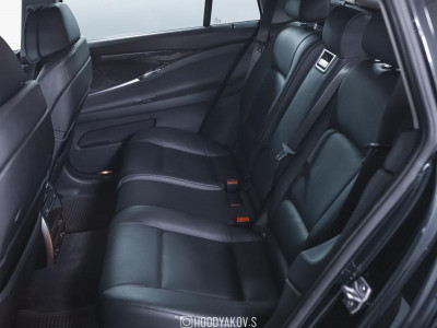 BMW 5 серия 530d xDrive AT (258 л. с.)