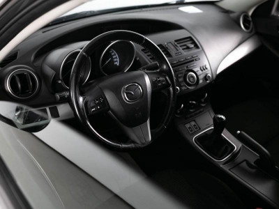 Mazda 3 1.6 MT (105 л. с.)