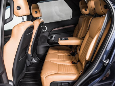 Land Rover Discovery 3.0 TDV6 AT 4WD (249 л.с.)