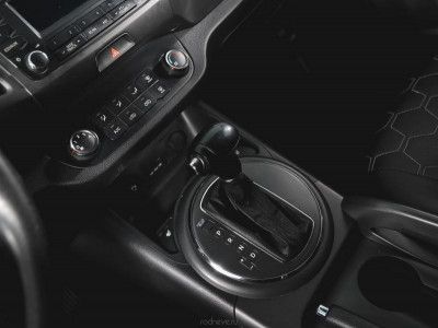 Kia Sportage 2.0 AT (150 л. с.)