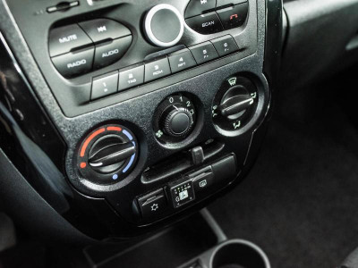 LADA Granta седан 1.6 MT 8кл (87 л. с.)