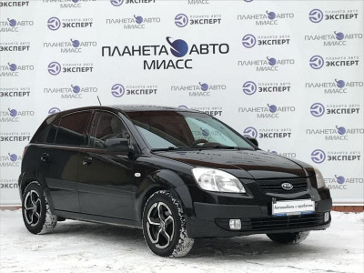 Kia Rio 1.4 MT (97 л. с.)