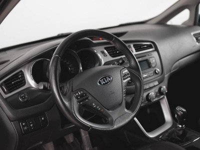 Kia Ceed 1.6 MT (129 л. с.)