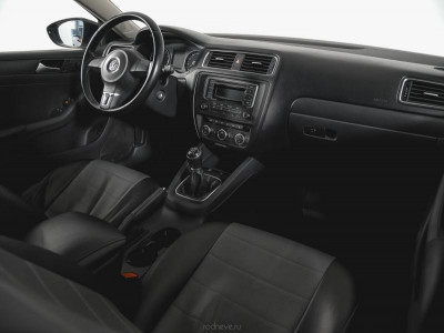 Volkswagen Jetta 1.4 TSI MT (122 л. с.)