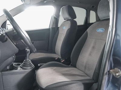 Ford Fiesta 1.6 MT (99 л. с.)