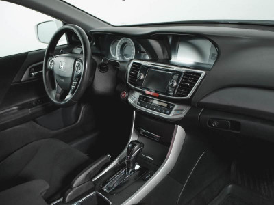 Honda Accord 2.4 AT (180 л. с.)