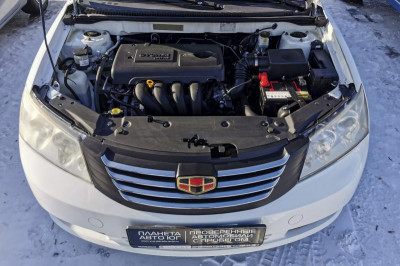 Geely Emgrand EC7 1.8 MT (126 л. с.)