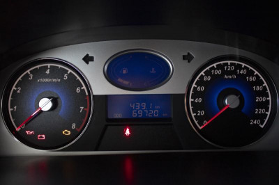 Geely Emgrand EC7 1.8 MT (126 л. с.)