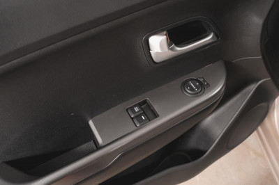 Kia Rio 1.6 AT (123 л. с.)